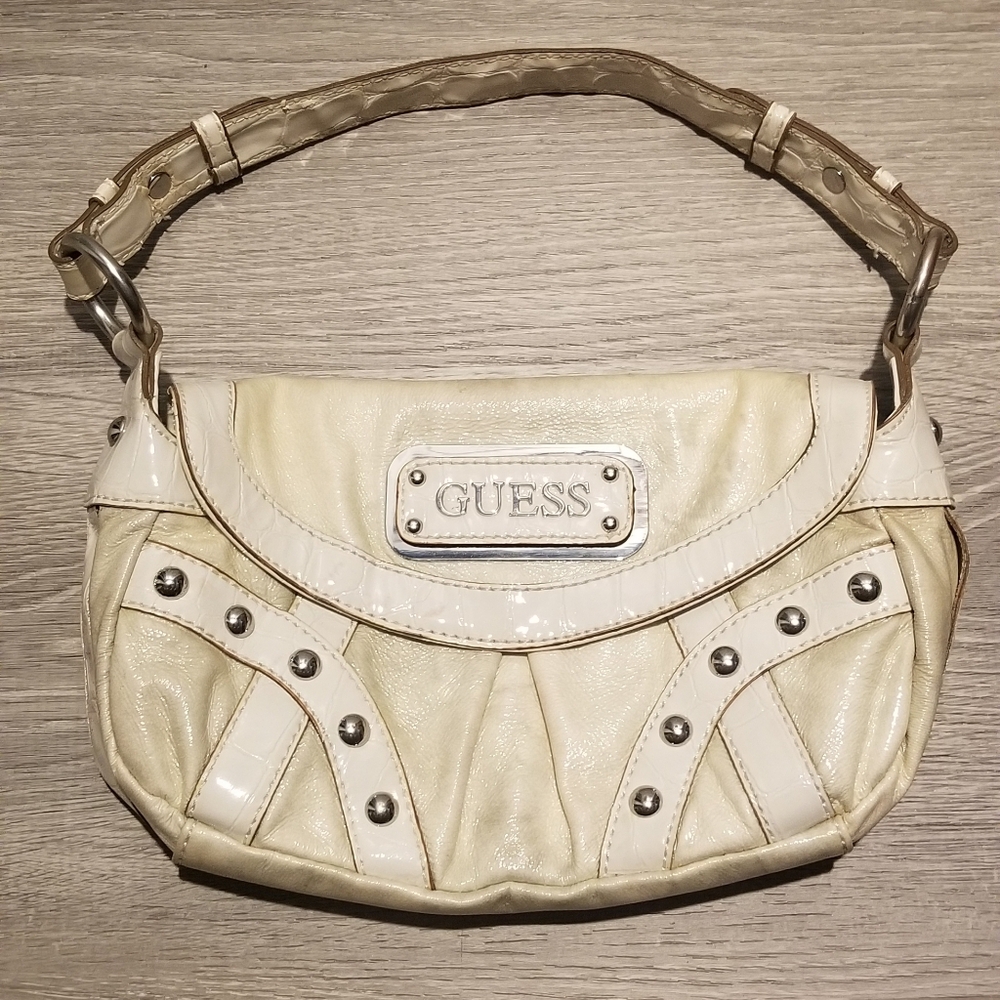 Vintage Y2K Womens Guess Cream Baguette Shoulder Bag Purse